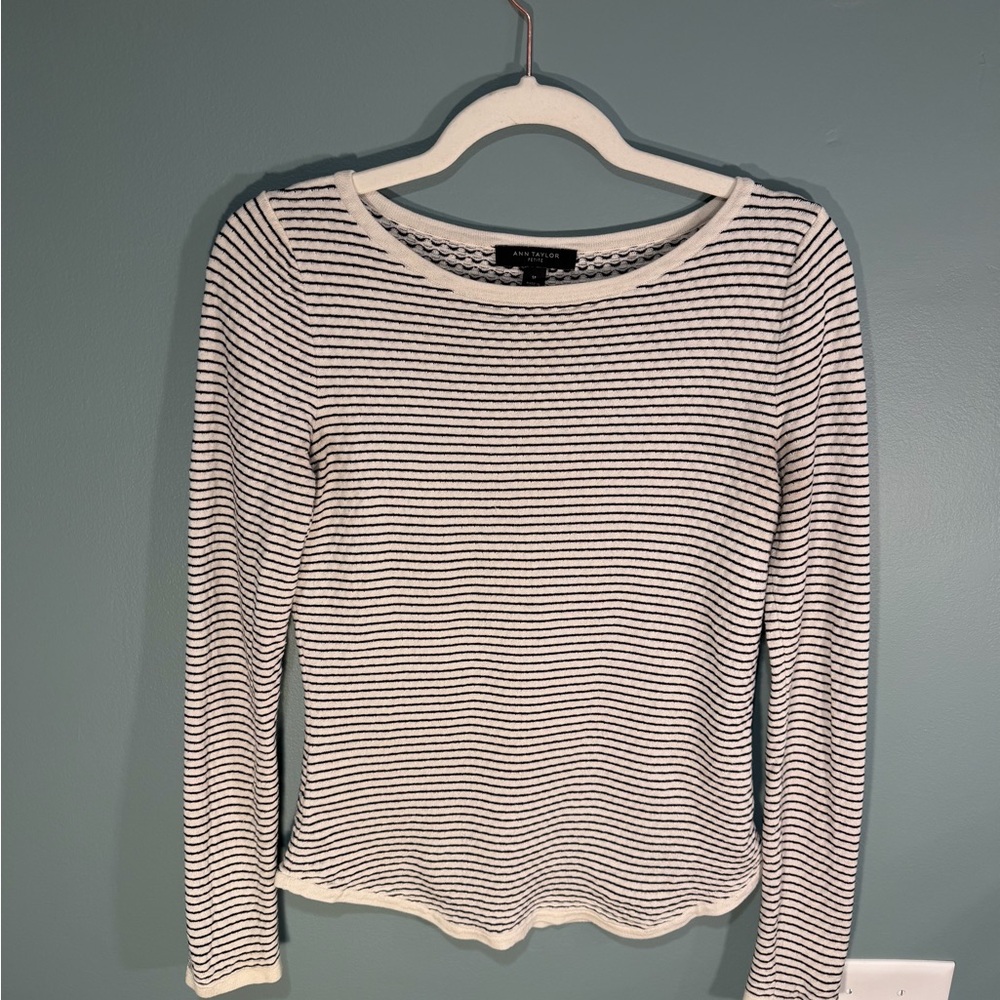 Ann Taylor Black and White Striped Sweater, sz Small Petite